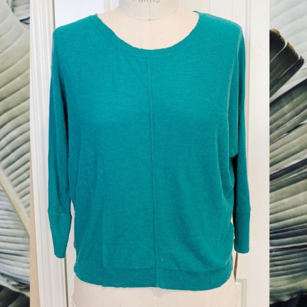 🦋Mossimo Sweater super soft! Size xs🦋